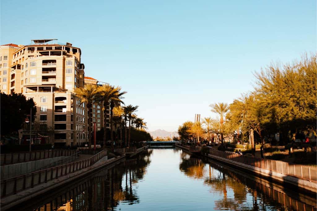 Scottsdale Canal - private jet charters between Scottsdale and Las Vegas