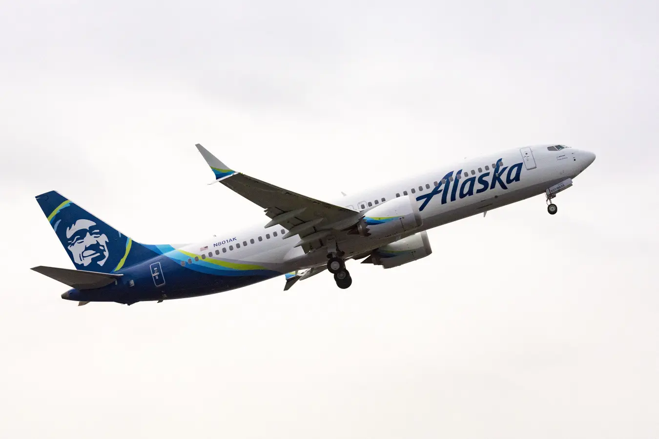 Alaska Airlines Boeing 737-8