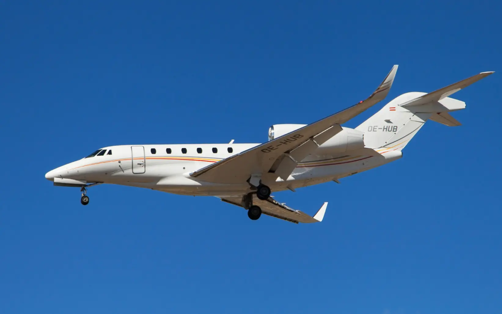 Cessna Business Jet - SkyGoFly