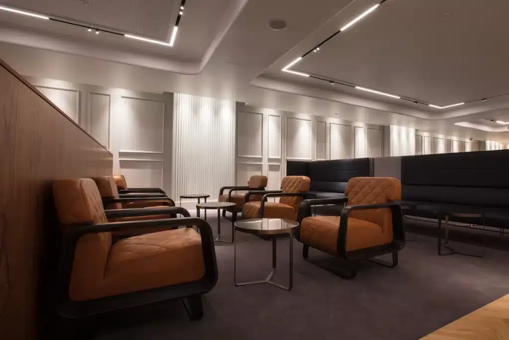 Qantas London Heathrow Lounge